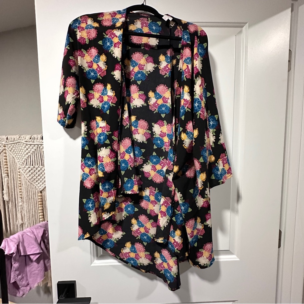 Flowy Kimono - size medium/large